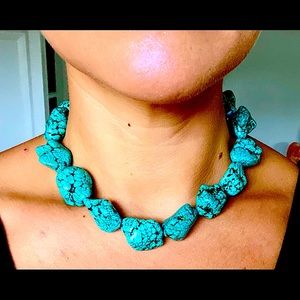 BEAUTIFUL GENUINE TURQUOISE STONE CHOKER